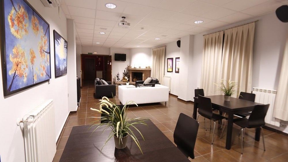 Hotel Rural Arroyo La Plata By Bossh Hotels Jerez De Los Caballeros Exterior photo