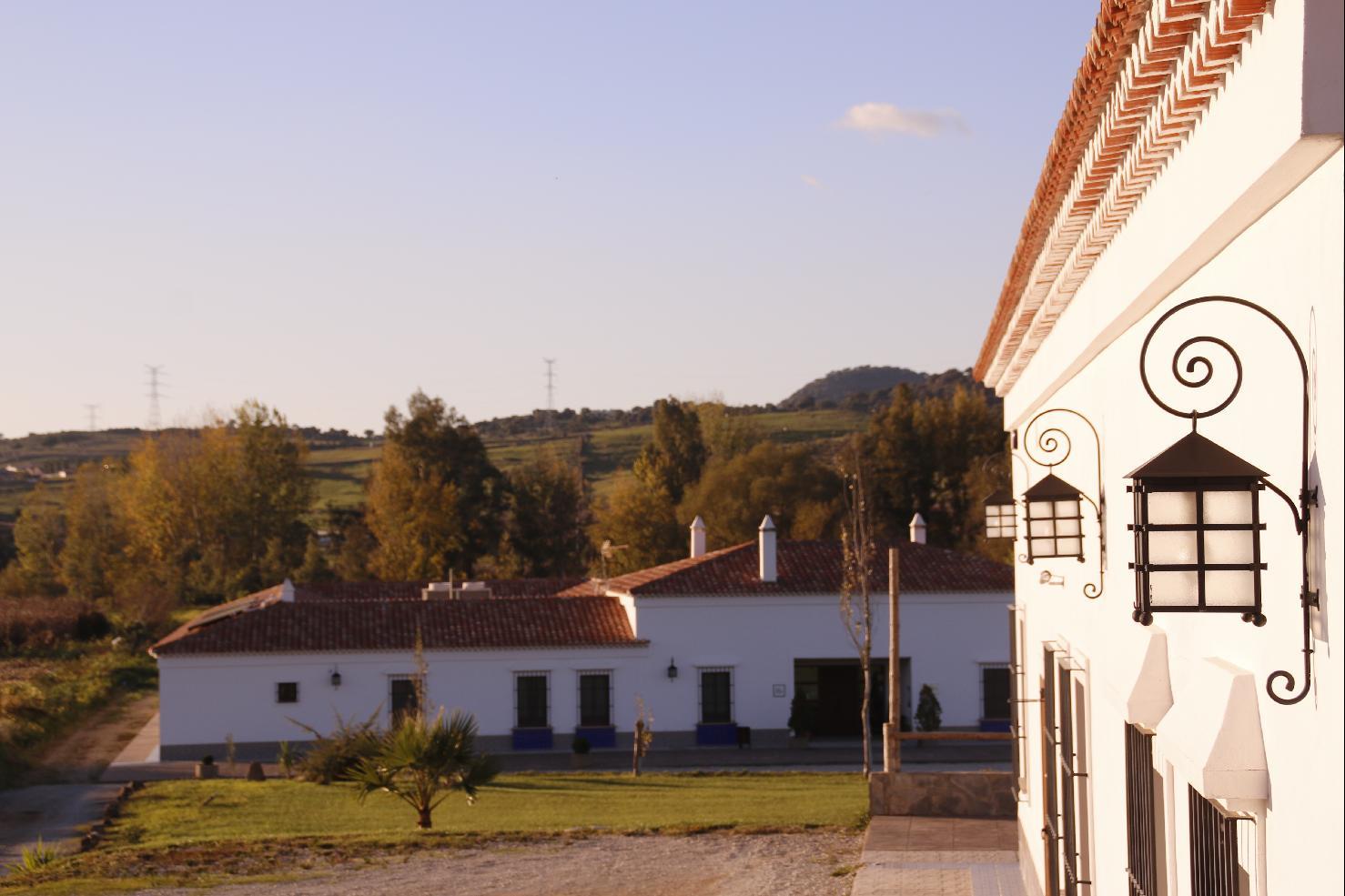 Hotel Rural Arroyo La Plata By Bossh Hotels Jerez De Los Caballeros Exterior photo
