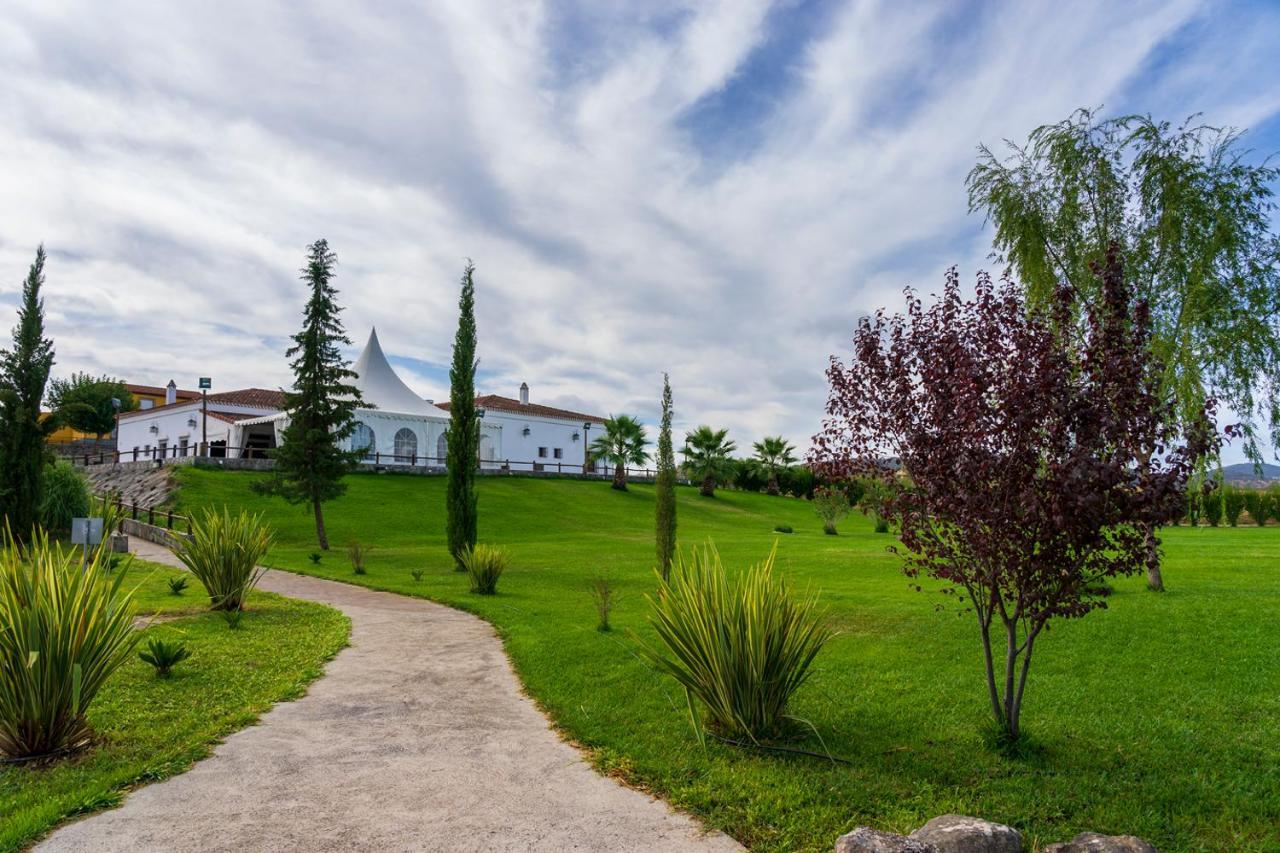 Hotel Rural Arroyo La Plata By Bossh Hotels Jerez De Los Caballeros Exterior photo